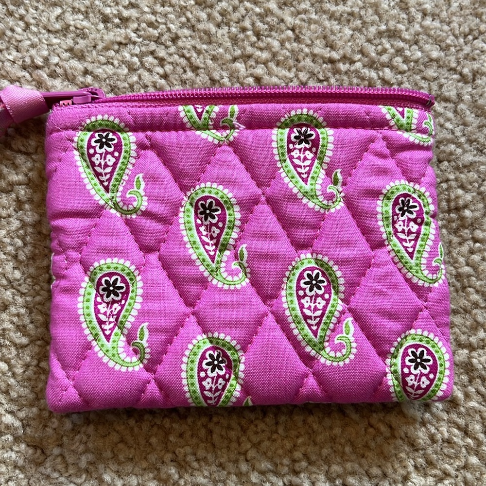 Vera Bradley Bermuda Pink Paisley shoulder bag w/ glasses case & coin purse - Picture 3 of 10
